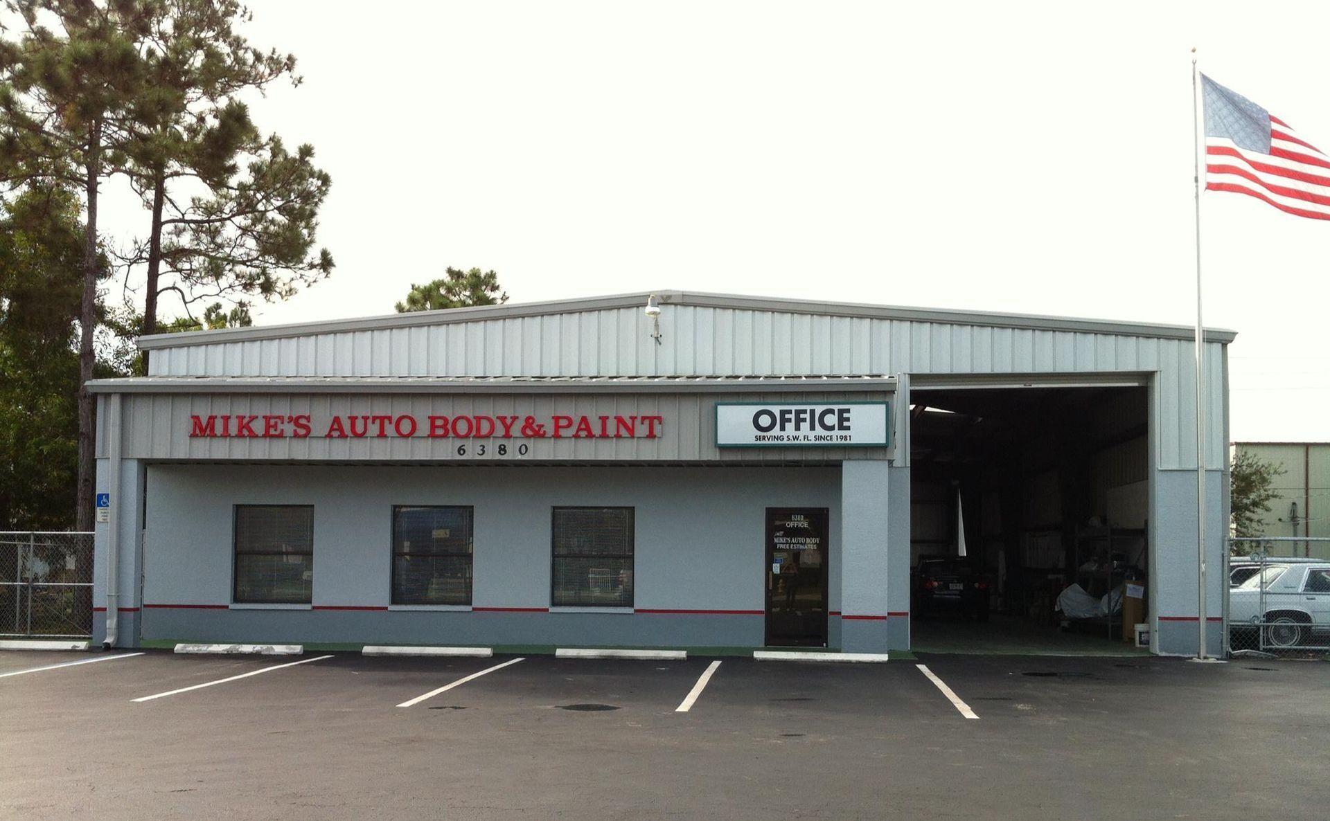 Mike's Auto Body & Paint, Inc. facility exterior